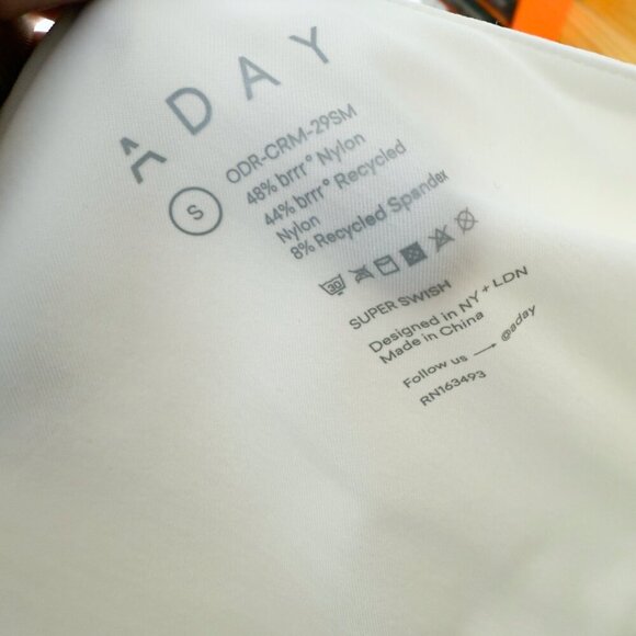 ADAY Minimalist Multiway Stretch Travel Whiteโ Maxi Dress with Black Belt sz S - Picture 16 of 16